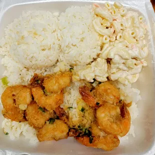 Wth is this? I ordered a large garlic shrimp plate, got the same amount of shrimp as a mini plate with only 1 extra scoop of rice