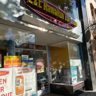 A closed L&amp;L on Spamusubi Day 8/8/22! And it has Spamusubi Day posters on the windows! Unshaka