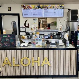 Main Ordering and Picking Up Counter