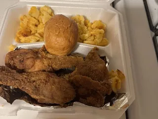 Sumthin' Good Soul Food