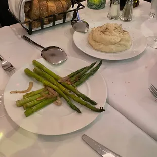 Asparagus and mashed potatoes, don't often see mashed potatoes in an Italian menu. They were really good.