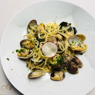 Spaghetti Alle Vongole