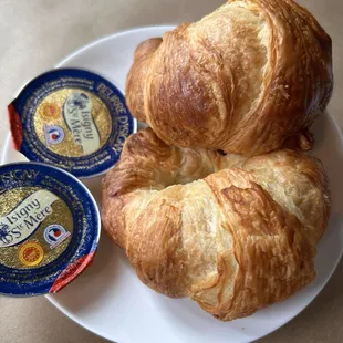 Croissant x 2! That butter and fig ham was bangin