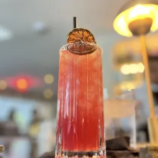 We had quite a few beverages, I think this one is the Negroni Fumo