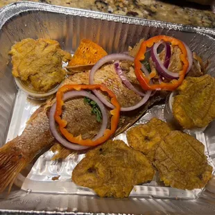 Fried fish with plantains