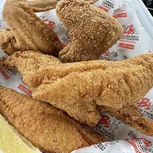 chicken wings and fried chicken, food