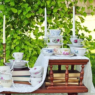 Beautiful China teacups + saucers. Find it at L'Belle Rentals (lbelleweddings.com)