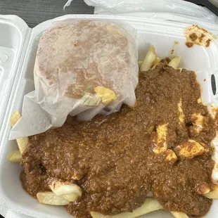 Bacon double cheeseburger with chili fries