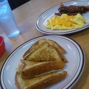 Yummy french toast!!!
