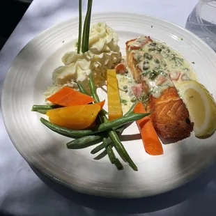 Atlantic Salmon Sandwich