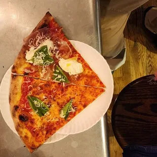 Margherita pizza and L'Industrie slice.