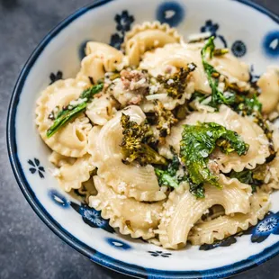 pasta dish, pasta, food