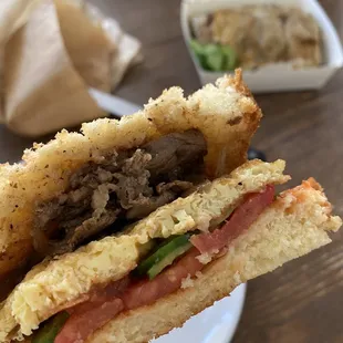 Black pepper beef toast