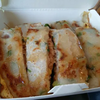 E3. Tuna with Corn EggPancake