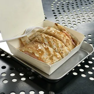 E4. Ham and Cheese EggPancake