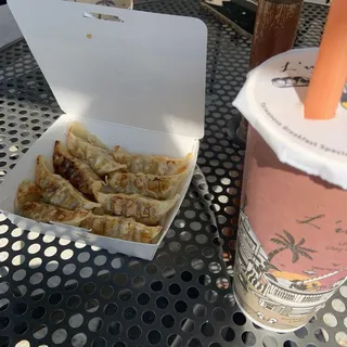 8 Piece Gyoza