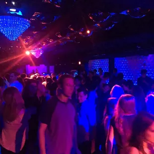 Amazing venue, best lounge in the city with beautiful people.