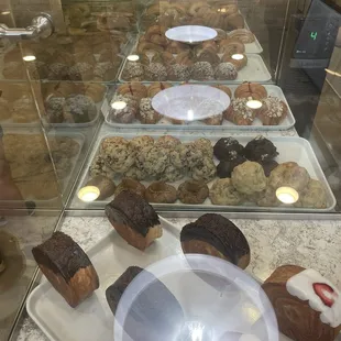 lots of options of different croissants, "Texas" sized cookies , and supremes