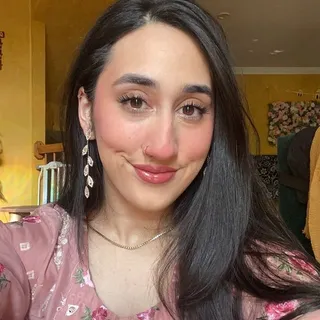 Sabrina R.