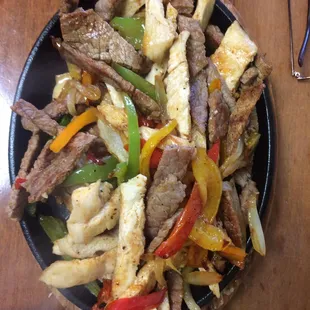A special big serving of fajita, don't you agree?