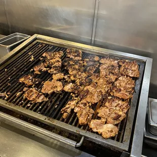 Pollo ala parrilla al día lo más fresco I sabroso