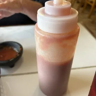 I love how they have individual bottles for the salsa!!!