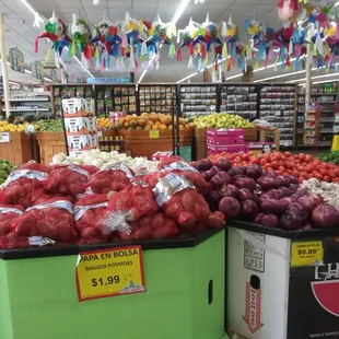 a produce section of a grocery store