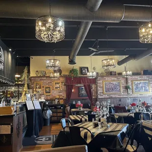 One of the most charming little cafés, in all of Colorado Springs!