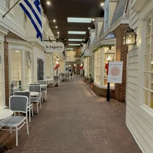 Around the corner from the inside seating area is some shopping. So cute.