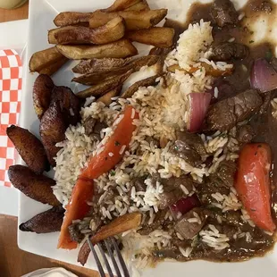 Lomo Saltado