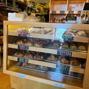 donuts, interior