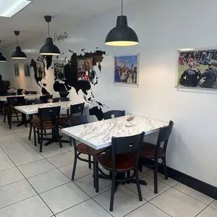 Dine in seating