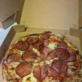 Pizza Rossa Salame Italiano