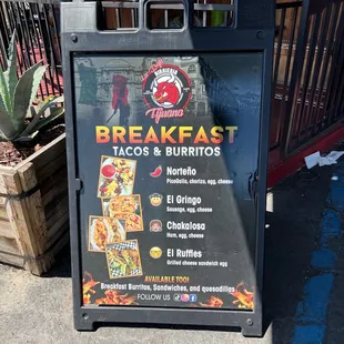 a sign for breakfast