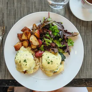 Eggs Benedict