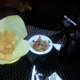 10 oz. Chips and Pico de Gallo