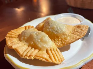 El Criollo Bar & Grill