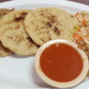 Pupusas Revueltas