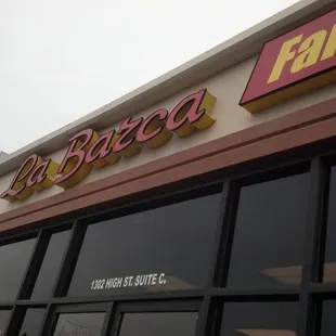 pizza, outside