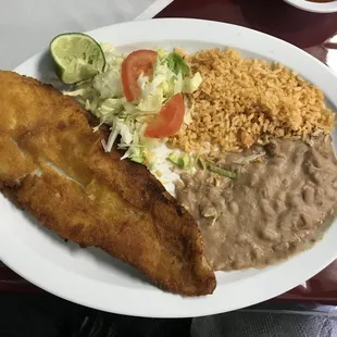 Filete de Pescado Al Gusto (Fish Fillet at Your Choice) Fried