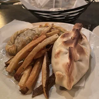 TRIO EMPANADAS