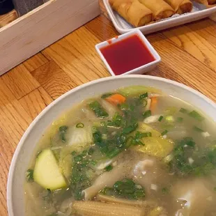 32 oz. Wonton Soup 4 Piece Veg. Spring Rolls
