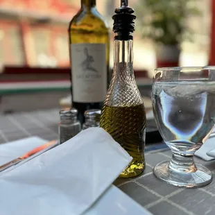 Wine Toscana, La Cattura 2019 and oil
