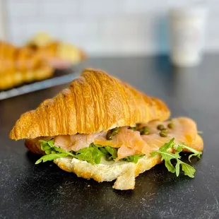 BRAND NEW | Le Croissant Norvégien