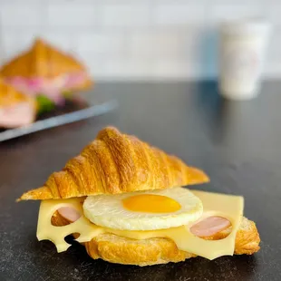 BRAND NEW | Le Breakfast Croissant