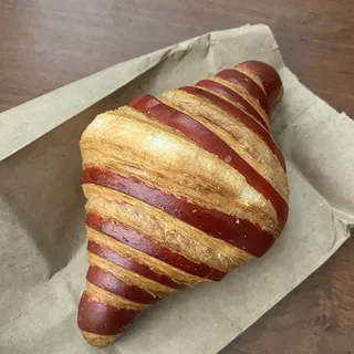 Le croissant a la fraise (Strawberry Croissant)