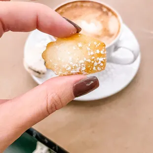 Espresso w/ complimentary madelines