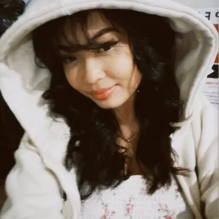Nina D.