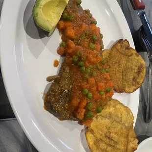 food, chicken wings and fried chicken