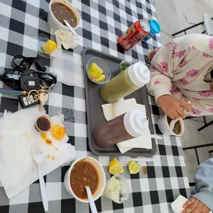 Really good service salsa and condiments